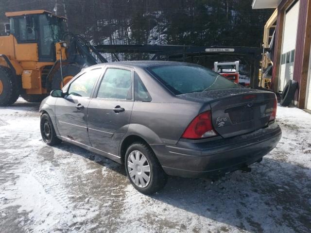 1FAFP34Z04W190987 - 2004 FORD FOCUS SE C GRAY photo 3