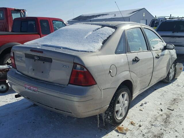 1FAFP34N36W256951 - 2006 FORD FOCUS ZX4 BEIGE photo 4