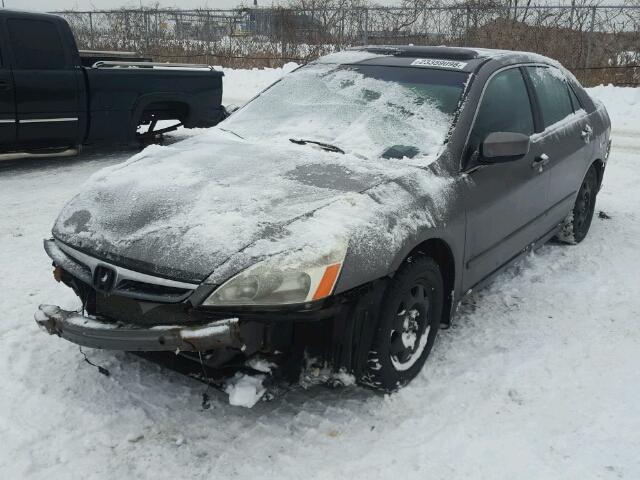 1HGCM56386A807581 - 2006 HONDA ACCORD SE GRAY photo 2