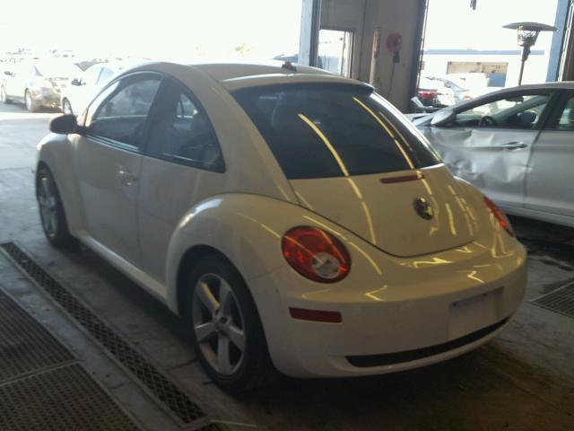 3VWFW31C08M518263 - 2008 VOLKSWAGEN NEW BEETLE 白色 照片 3