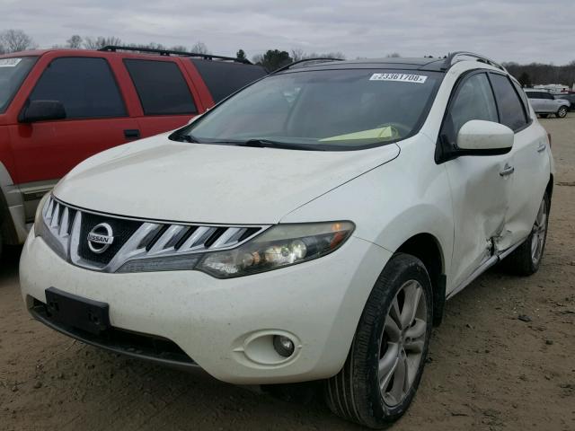 JN8AZ18W79W132759 - 2009 NISSAN MURANO S WHITE photo 2