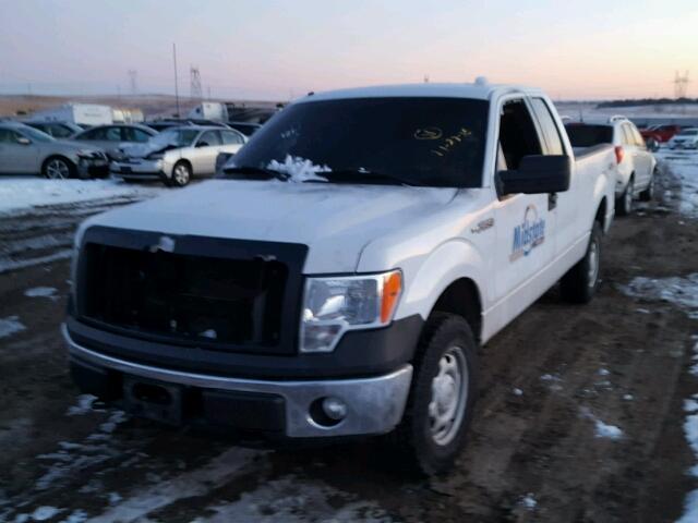 1FTFX1EF4CFC82489 - 2012 FORD F150 SUPER WHITE photo 2