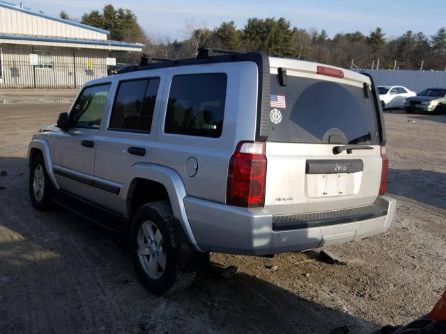 1J8HG48K16C196588 - 2006 JEEP COMMANDER SILVER photo 3