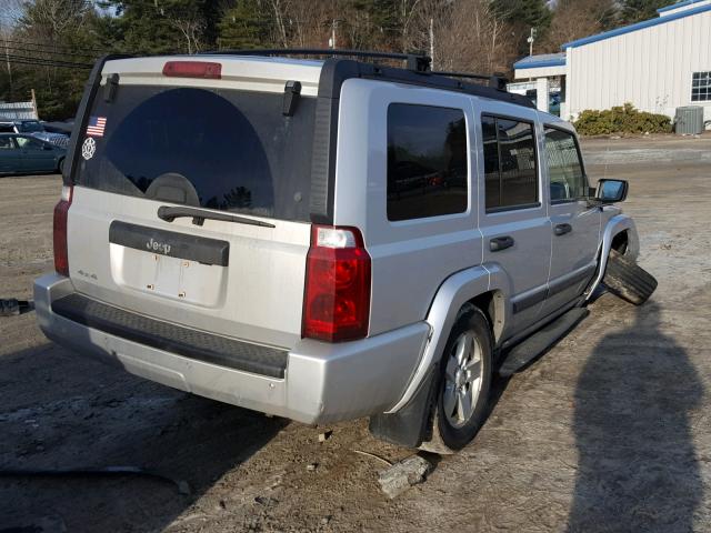 1J8HG48K16C196588 - 2006 JEEP COMMANDER SILVER photo 4