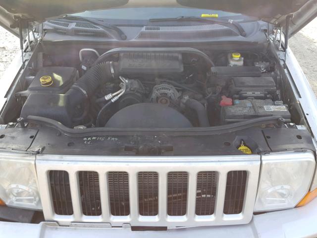 1J8HG48K16C196588 - 2006 JEEP COMMANDER SILVER photo 7