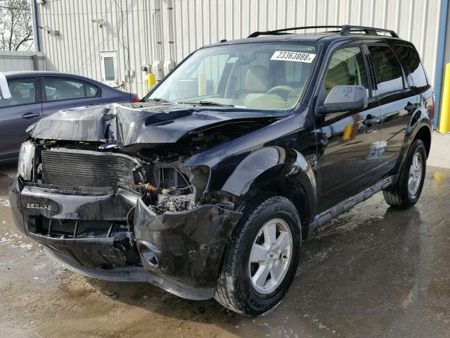 1FMCU03719KC57207 - 2009 FORD ESCAPE XLT BLACK photo 2