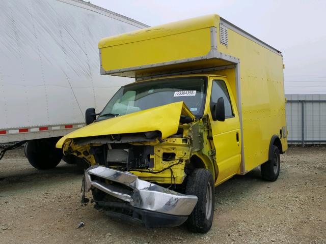 1FDSE3FL6BDA27319 - 2011 FORD ECONOLINE YELLOW photo 2