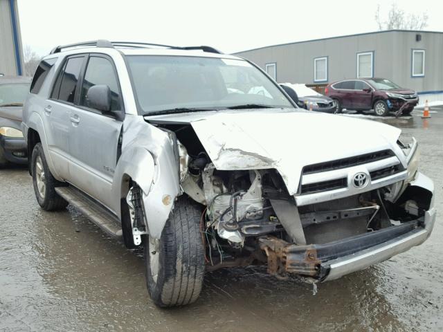 JTEBU14R858042805 - 2005 TOYOTA 4RUNNER SR SILVER photo 1