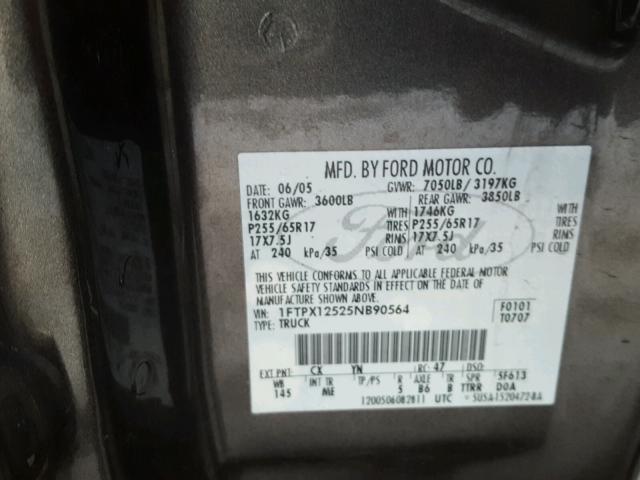 1FTPX12525NB90564 - 2005 FORD F150 GRAY photo 10