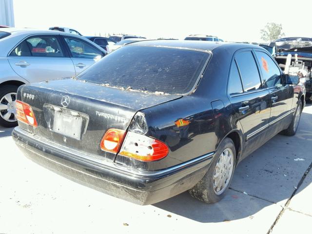 WDBJF25F6WA446604 - 1998 MERCEDES-BENZ E 300TD BLACK photo 4