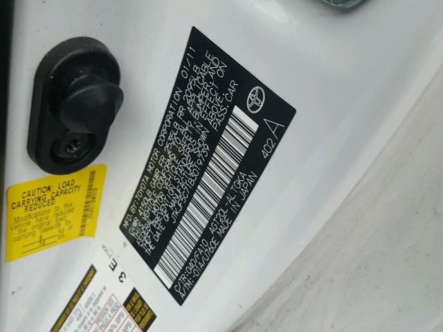 JTKJF5C71B3019739 - 2011 TOYOTA SCION TC 白色 照片 10