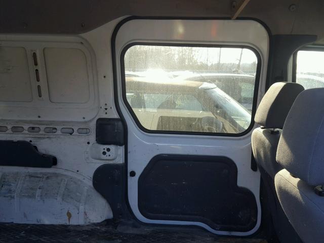 NM0LS6AN8AT003990 - 2010 FORD TRANSIT CO WHITE photo 6