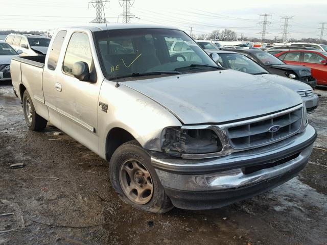 1FTZX1766WNB51178 - 1998 FORD F150 SILVER photo 1