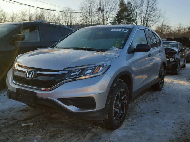 5J6RM4H49GL113426 - 2016 HONDA CR-V SE SILVER photo 2