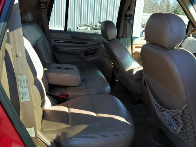 5LMPU28L6WLJ20236 - 1998 LINCOLN NAVIGATOR RED photo 6