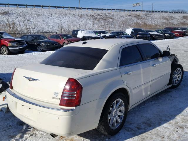 2C3AA63H85H595435 - 2005 CHRYSLER 300C CREAM photo 4