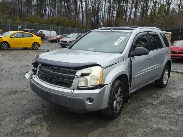 2CNDL73F556155770 - 2005 CHEVROLET EQUINOX LT SILVER photo 2