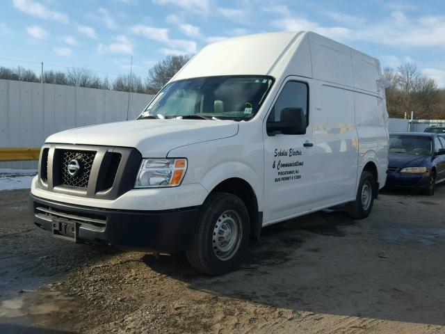 1N6BF0LY6GN805794 - 2016 NISSAN NV 2500 S WHITE photo 2