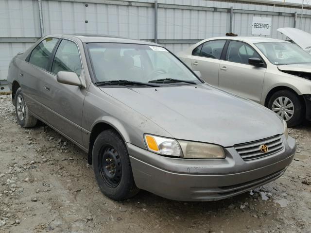 4T1BG22K6WU221646 - 1998 TOYOTA CAMRY CE BEIGE photo 1