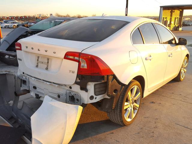 YV1622FS0C2042695 - 2012 VOLVO S60 T5 WHITE photo 4