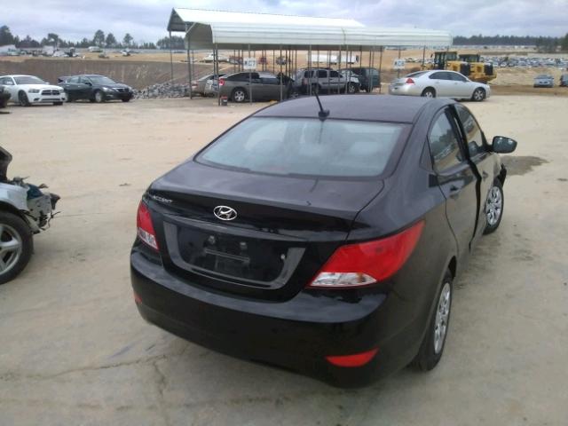 KMHCT4AE6GU020452 - 2016 HYUNDAI ACCENT SE BLACK photo 4