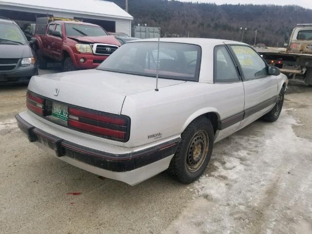 2G4WB14T5L1425474 - 1990 BUICK REGAL CUST SILVER photo 4