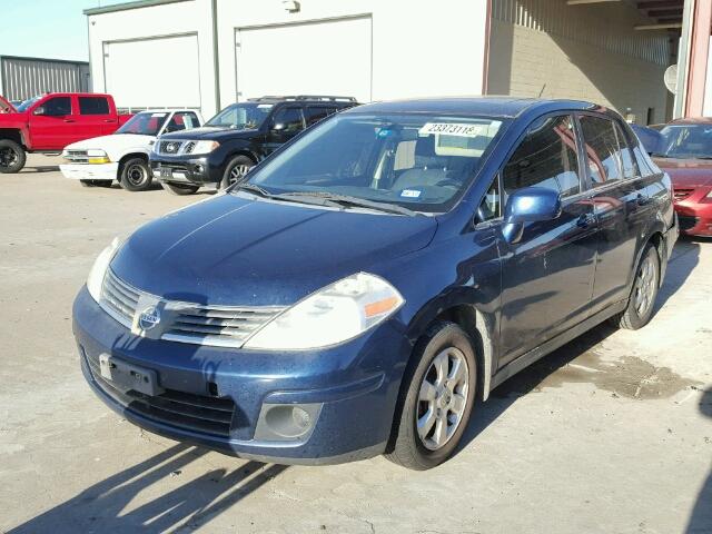 3N1BC11E67L399187 - 2007 NISSAN VERSA S BLUE photo 2