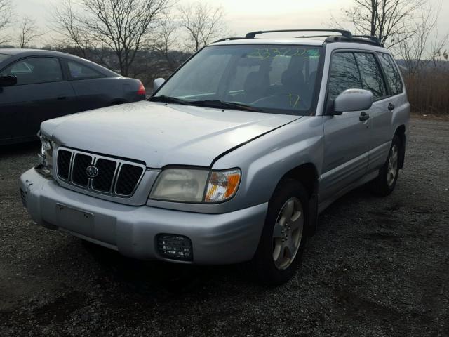 JF1SF65602H726880 - 2002 SUBARU FORESTER S 银色 照片 2