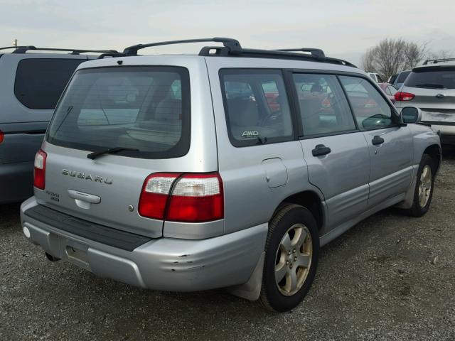 JF1SF65602H726880 - 2002 SUBARU FORESTER S 银色 照片 4