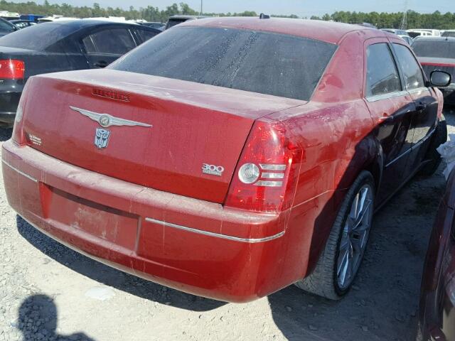 2C3LA53GX8H172256 - 2008 CHRYSLER 300 TOURIN RED photo 4