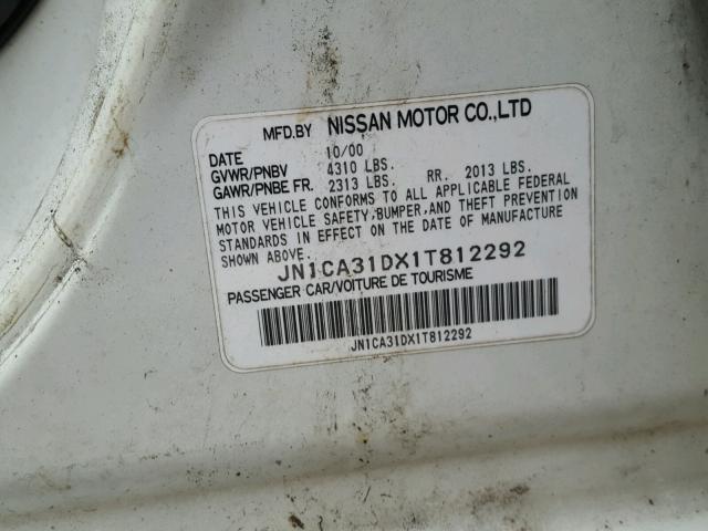 JN1CA31DX1T812292 - 2001 NISSAN MAXIMA GXE WHITE photo 10