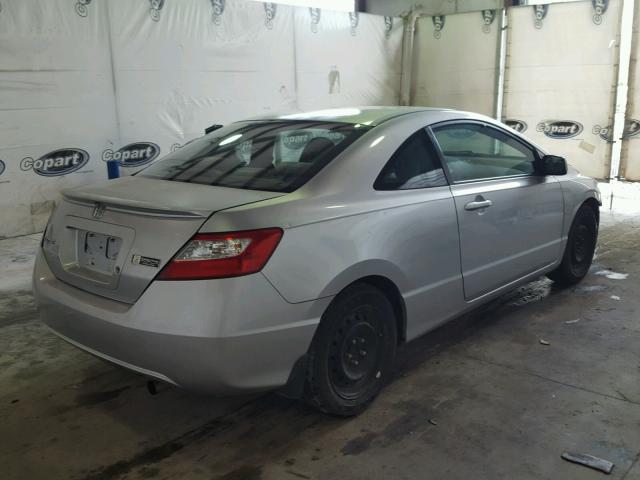 2HGFG12608H507387 - 2008 HONDA CIVIC LX SILVER photo 4