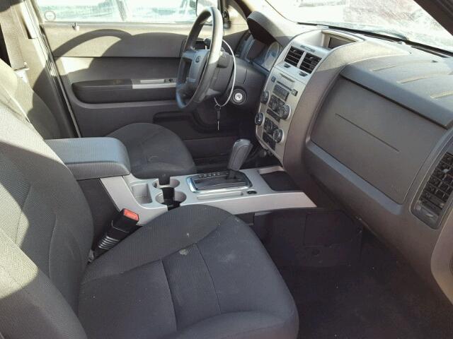 1FMCU93128KE17996 - 2008 FORD ESCAPE XLT SILVER photo 5