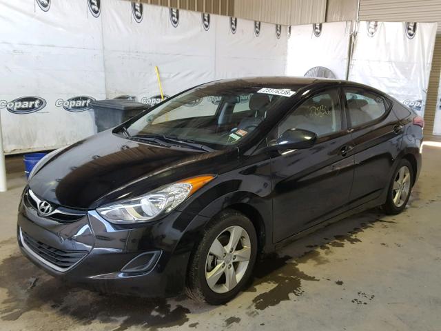 KMHDH4AE9DU908582 - 2013 HYUNDAI ELANTRA GL BLACK photo 2