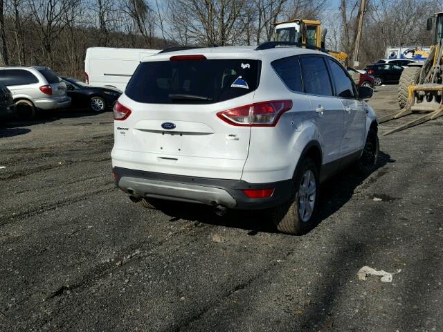 1FMCU9GX4EUB36362 - 2014 FORD ESCAPE SE WHITE photo 4