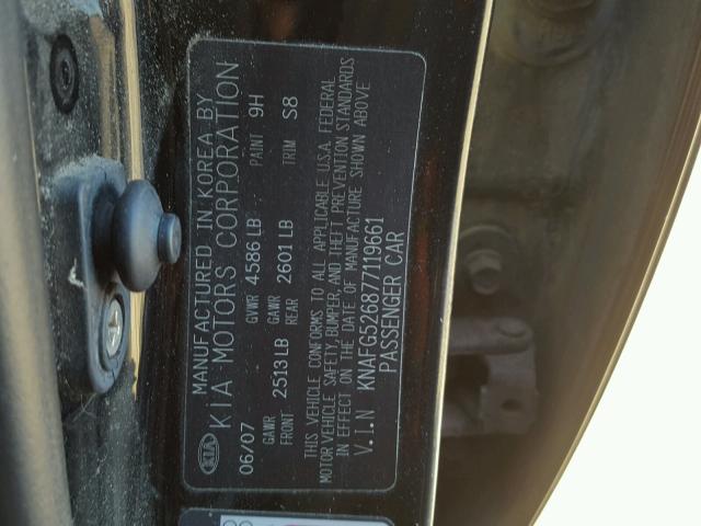 KNAFG526877119661 - 2007 KIA RONDO LX BLACK photo 10