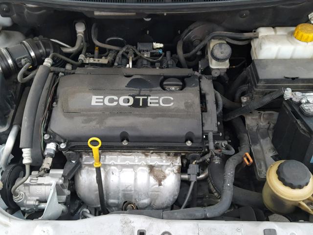 KL1TD56E59B358110 - 2009 CHEVROLET AVEO LS SILVER photo 7