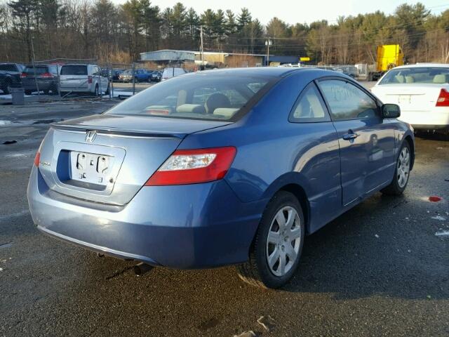 2HGFG12678H502428 - 2008 HONDA CIVIC LX BLUE photo 4