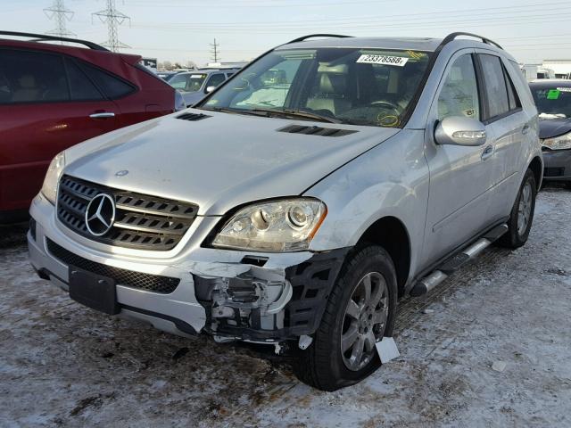 4JGBB86E66A008610 - 2006 MERCEDES-BENZ ML 350 SILVER photo 2