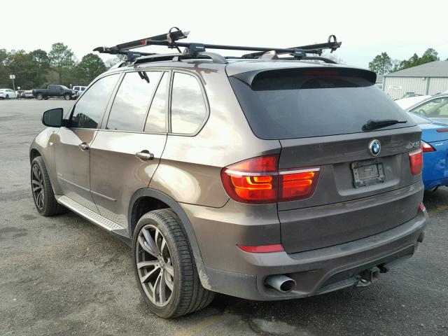 5UXZW0C5XCL664983 - 2012 BMW X5 XDRIVE3 BROWN photo 3