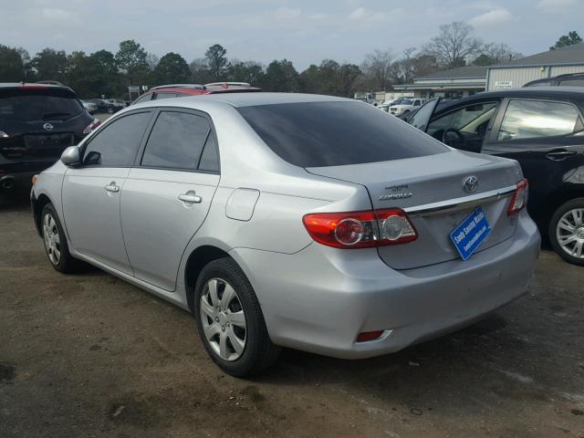 2T1BU4EE2CC865801 - 2012 TOYOTA COROLLA BA GRAY photo 3