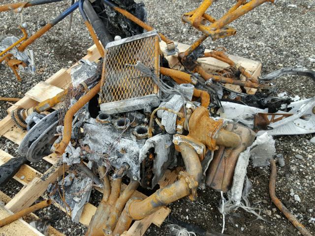 4UF8JR600GT000416 - 2016 YAMAHA SNOWMOBILE BURN photo 8