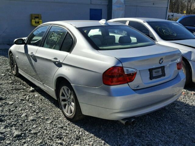 WBAVB13556KX37637 - 2006 BMW 325 I SILVER photo 3