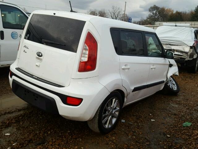 KNDJT2A60D7764468 - 2013 KIA SOUL +/!/S WHITE photo 4