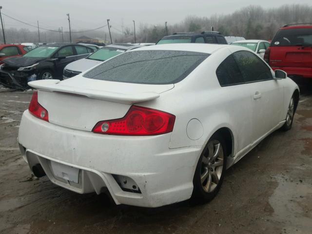 JNKCV54E25M400268 - 2005 INFINITI G35 WHITE photo 4