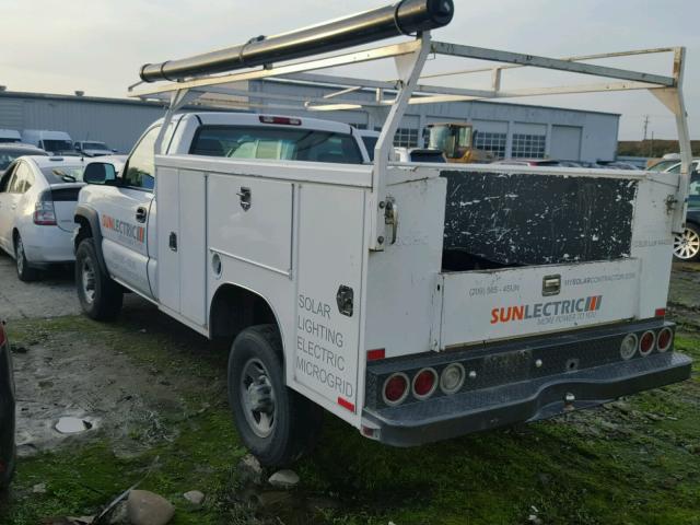 1GCHC24U16E111414 - 2006 CHEVROLET SILVERADO WHITE photo 3