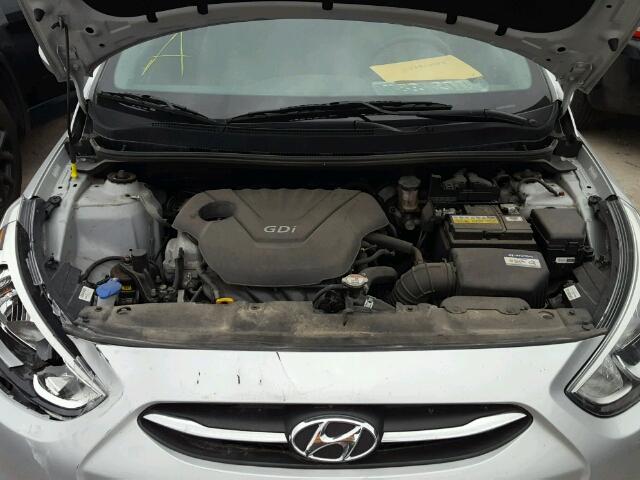 KMHCT4AE1GU128056 - 2016 HYUNDAI ACCENT SE SILVER photo 7