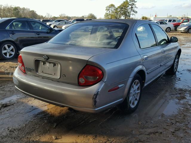 JN1CA31D11T823715 - 2001 NISSAN MAXIMA GXE SILVER photo 4