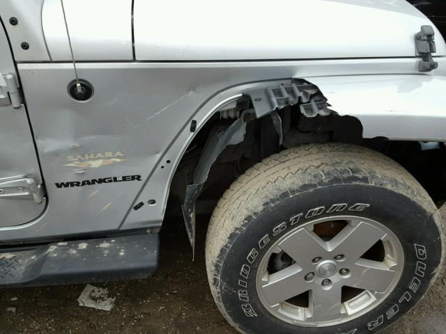 1J4AA5D18AL117403 - 2010 JEEP WRANGLER S 银色 照片 9