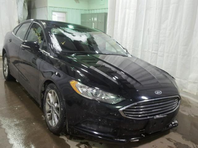 3FA6P0HD2HR213000 - 2017 FORD FUSION SE BLACK photo 1